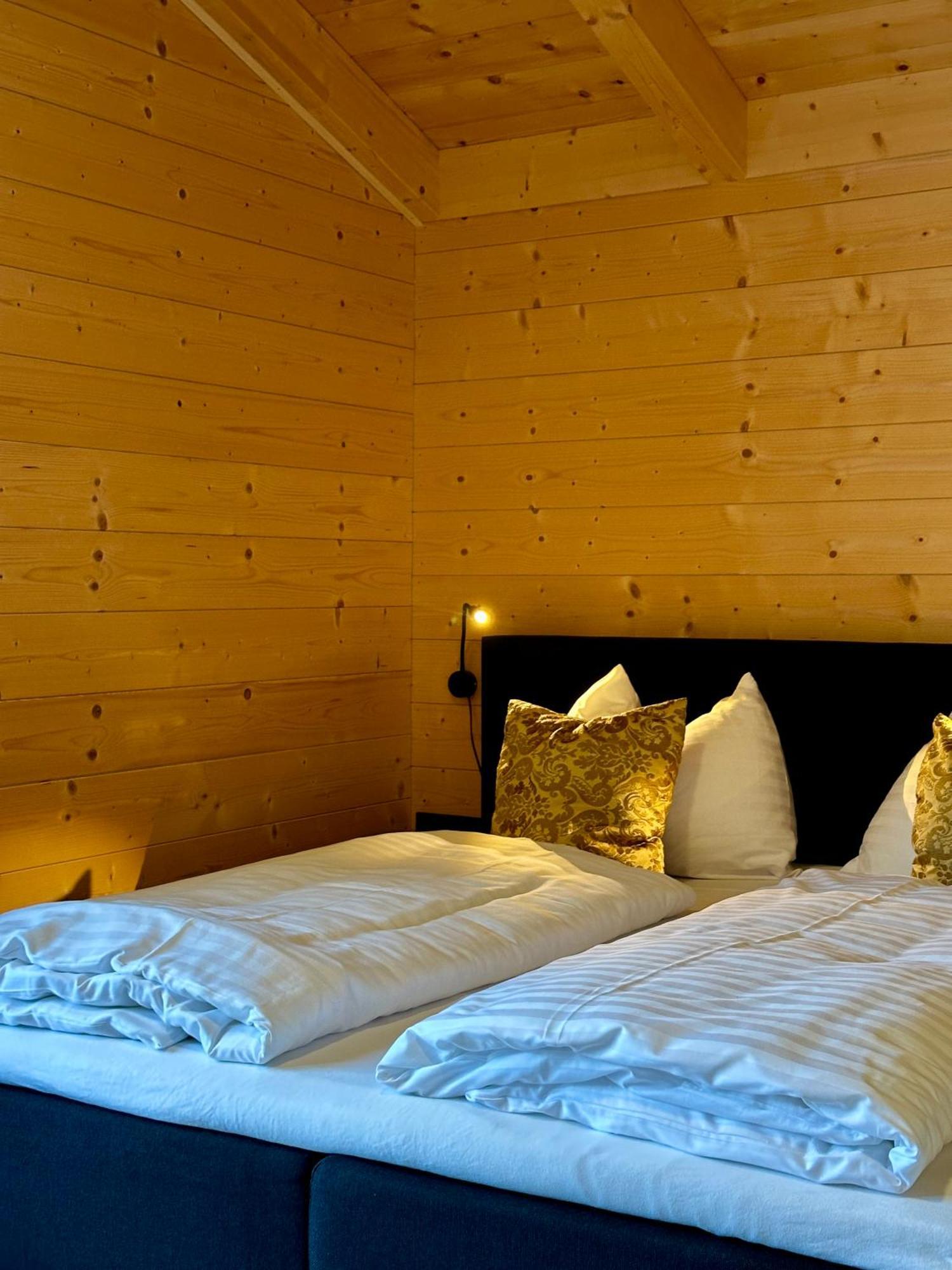 Clofers Nature Chalets Obermoeschach 黑马戈尔 外观 照片